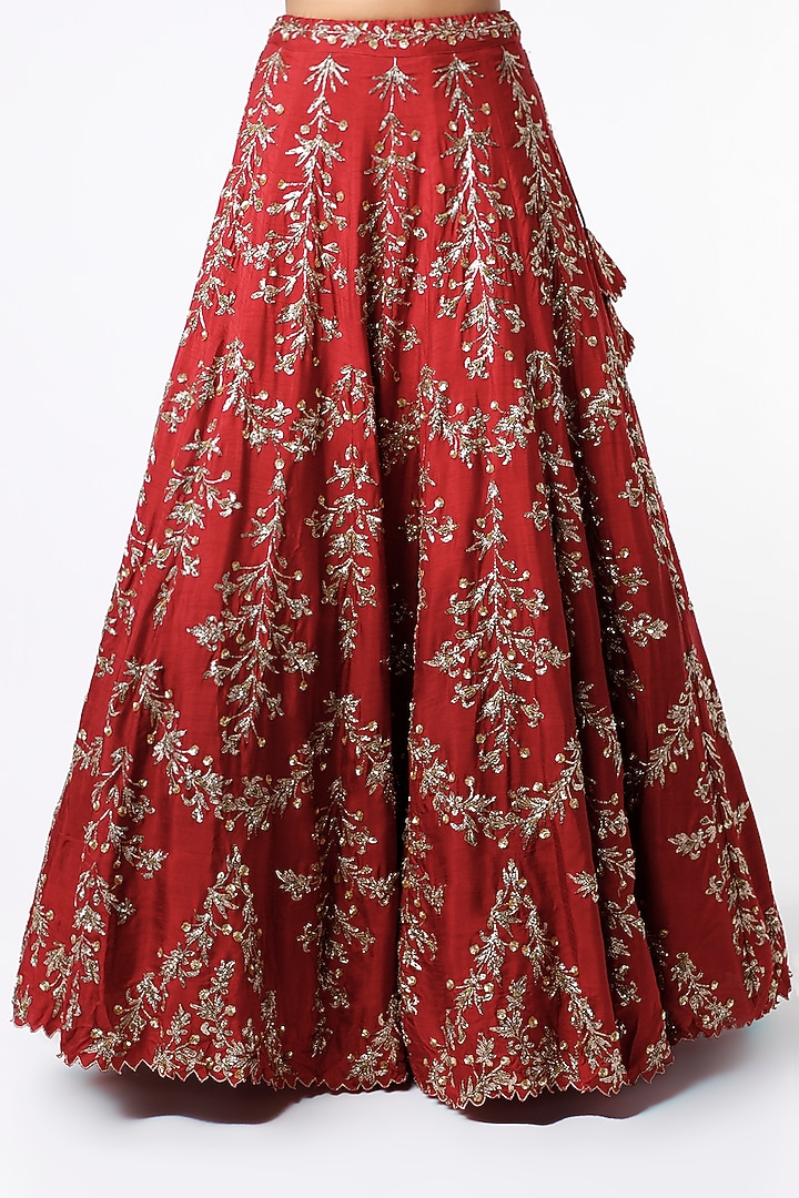 Red Zari Embroidered Bridal Lehenga Set by Prathyusha Garimella at Pernia's Pop Up Shop