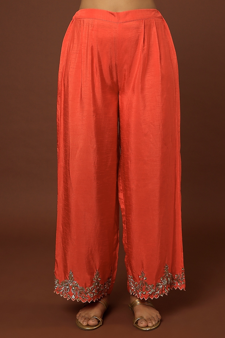 Orange Embroidered Cape Set by Prathyusha Garimella at Pernia's Pop Up Shop