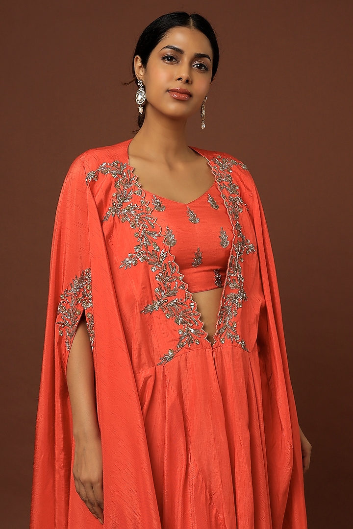 Orange Embroidered Cape Set by Prathyusha Garimella at Pernia's Pop Up Shop