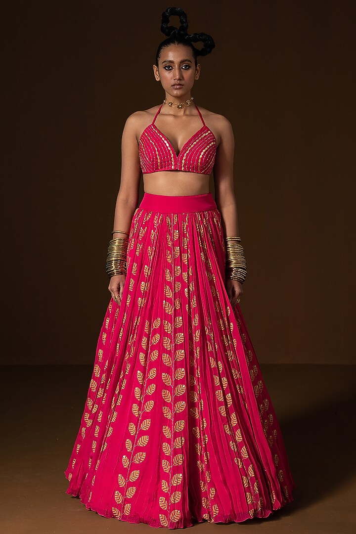 Fuchsia Flat Chiffon Printed Wedding Lehenga Set by POOJA RAJGARHIA GUPTA at Pernia's Pop Up Shop