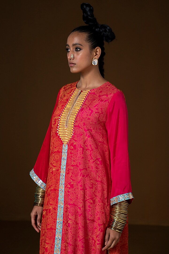 Fuchsia & Red Summer Silk Printed & Embroidered Kurta Set by POOJA RAJGARHIA GUPTA at Pernia's Pop Up Shop