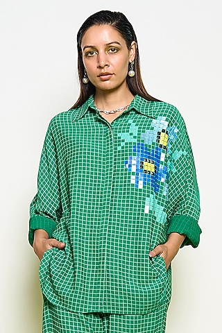 Green Double Georgette Hand Embroidered Kimono Shirt by POOJA RAJGARHIA GUPTA