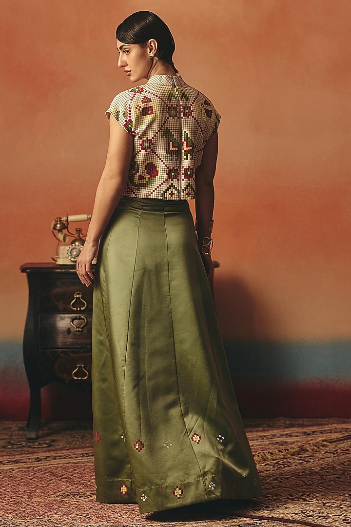 Beige Pure Crepe Embroidered Crop Top by POOJA RAJGARHIA GUPTA at Pernia's Pop Up Shop