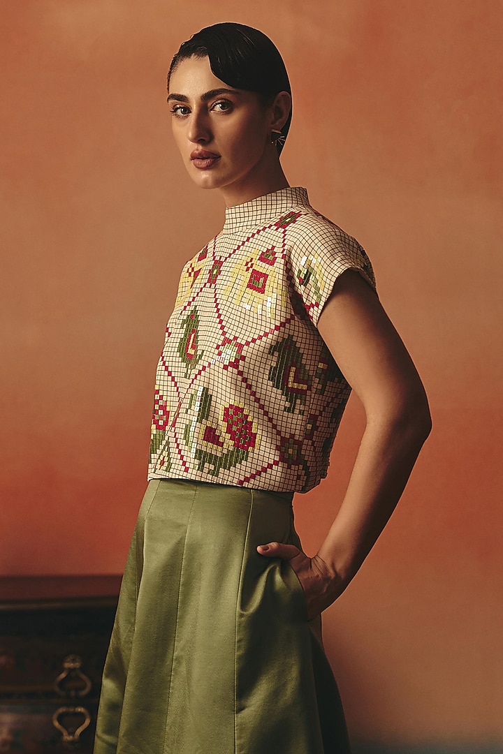Beige Pure Crepe Embroidered Crop Top by POOJA RAJGARHIA GUPTA at Pernia's Pop Up Shop