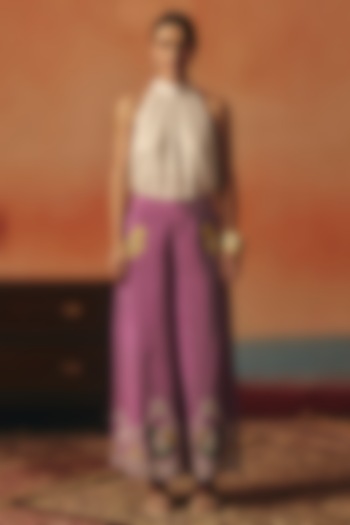 Magenta & White Pure Crepe Co-Ord Set by POOJA RAJGARHIA GUPTA at Pernia's Pop Up Shop