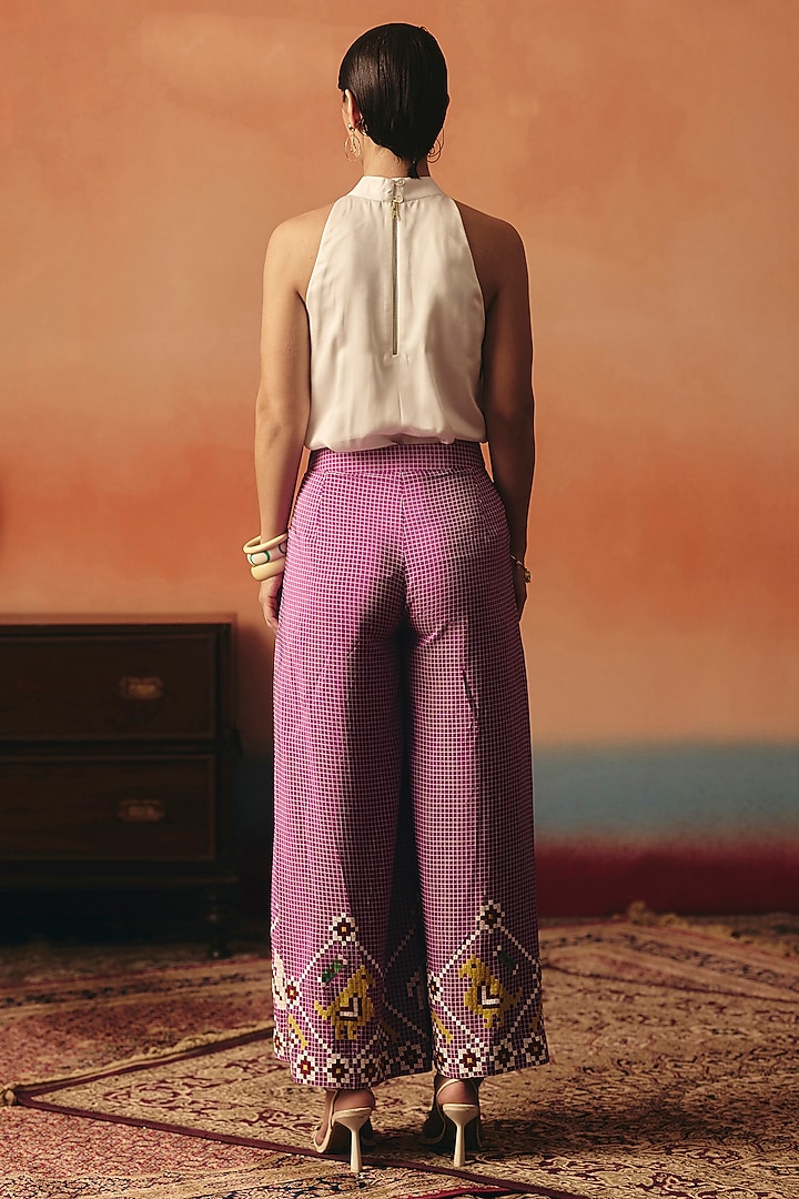 Magenta & White Pure Crepe Co-Ord Set by POOJA RAJGARHIA GUPTA at Pernia's Pop Up Shop