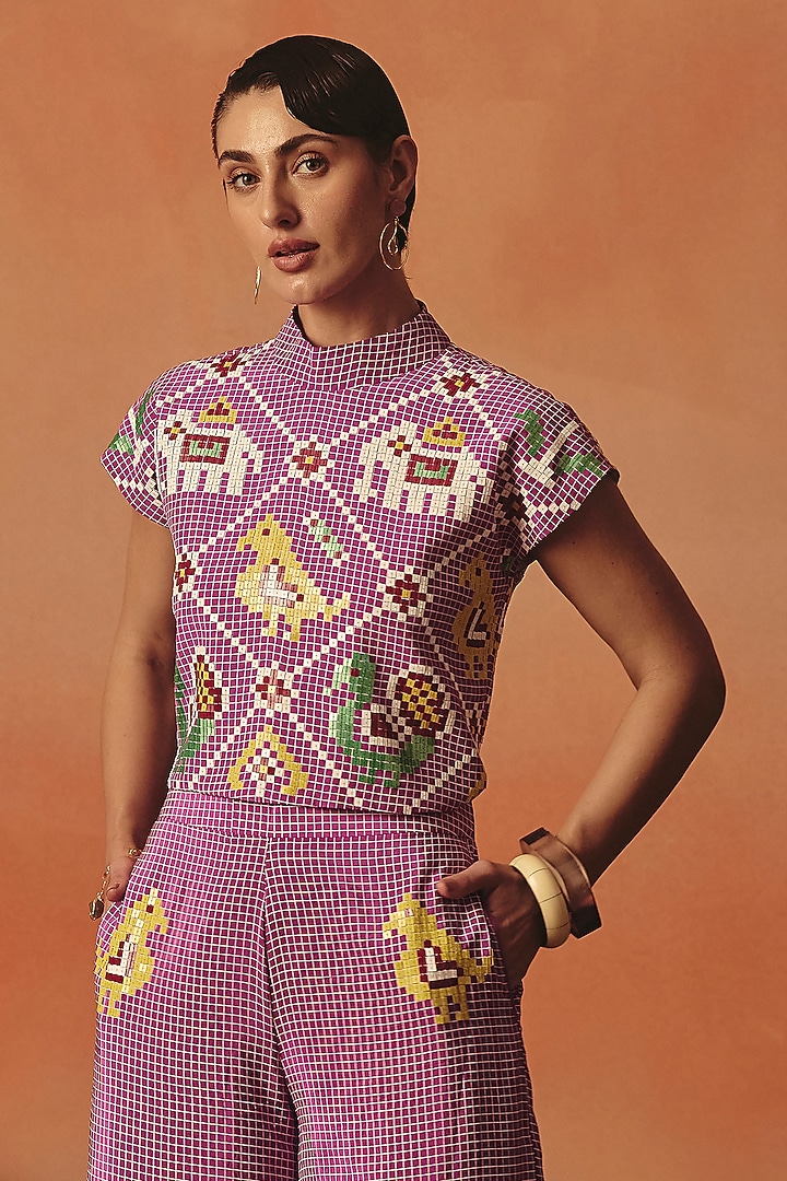 Magenta Pure Crepe Ikat Co-Ord Set by POOJA RAJGARHIA GUPTA at Pernia's Pop Up Shop