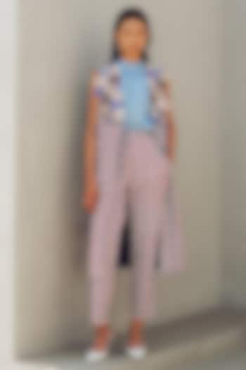 Red Pure Crepe Floral Embroidered Jacket Set by POOJA RAJGARHIA GUPTA at Pernia's Pop Up Shop