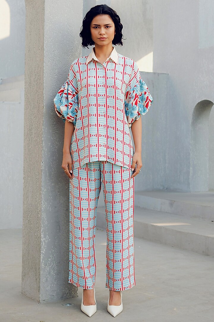Off-White Double Georgette Floral Printed Balloon Shirt by POOJA RAJGARHIA GUPTA at Pernia's Pop Up Shop