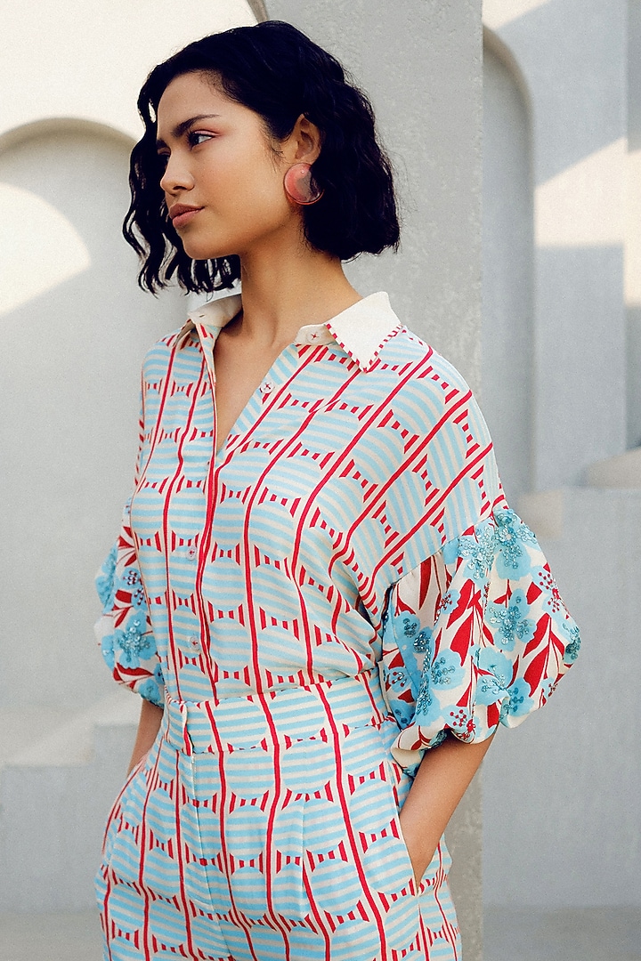 Off-White Double Georgette Floral Printed Balloon Shirt by POOJA RAJGARHIA GUPTA at Pernia's Pop Up Shop