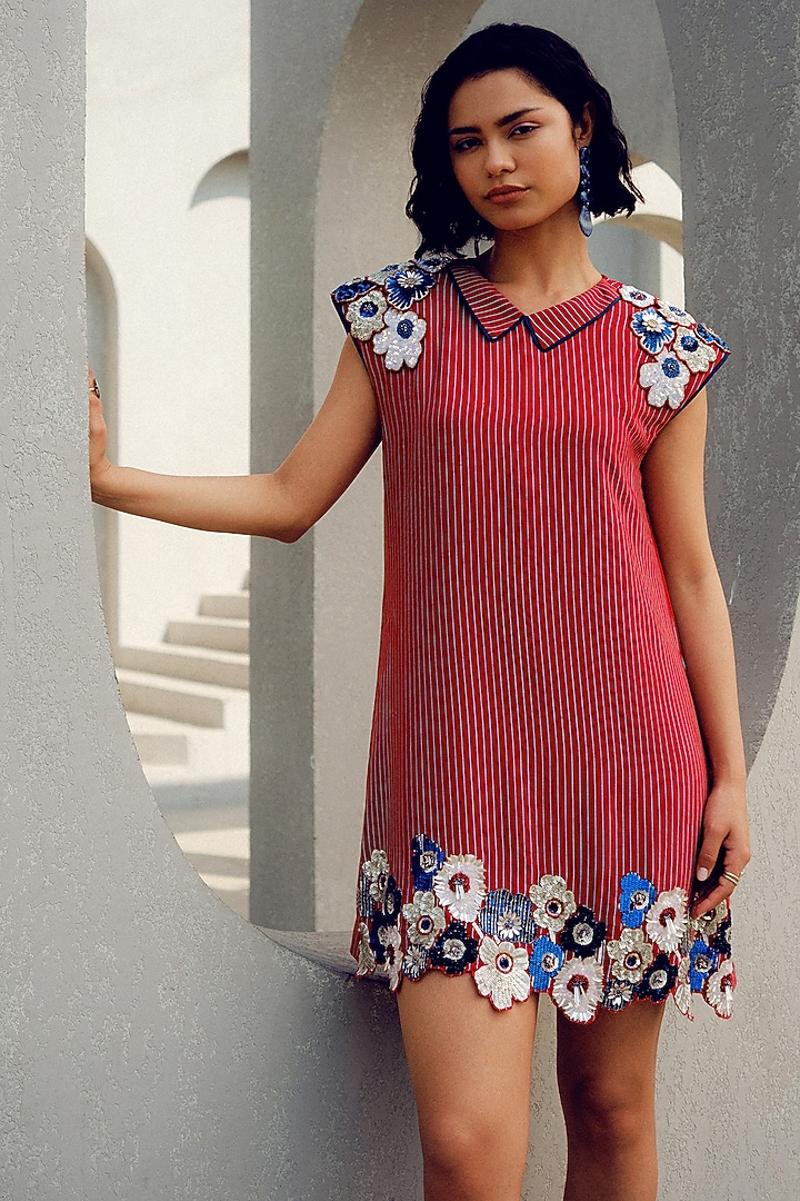 Red Pure Crepe Floral Embroidered Vacation Dress by POOJA RAJGARHIA GUPTA at Pernia's Pop Up Shop