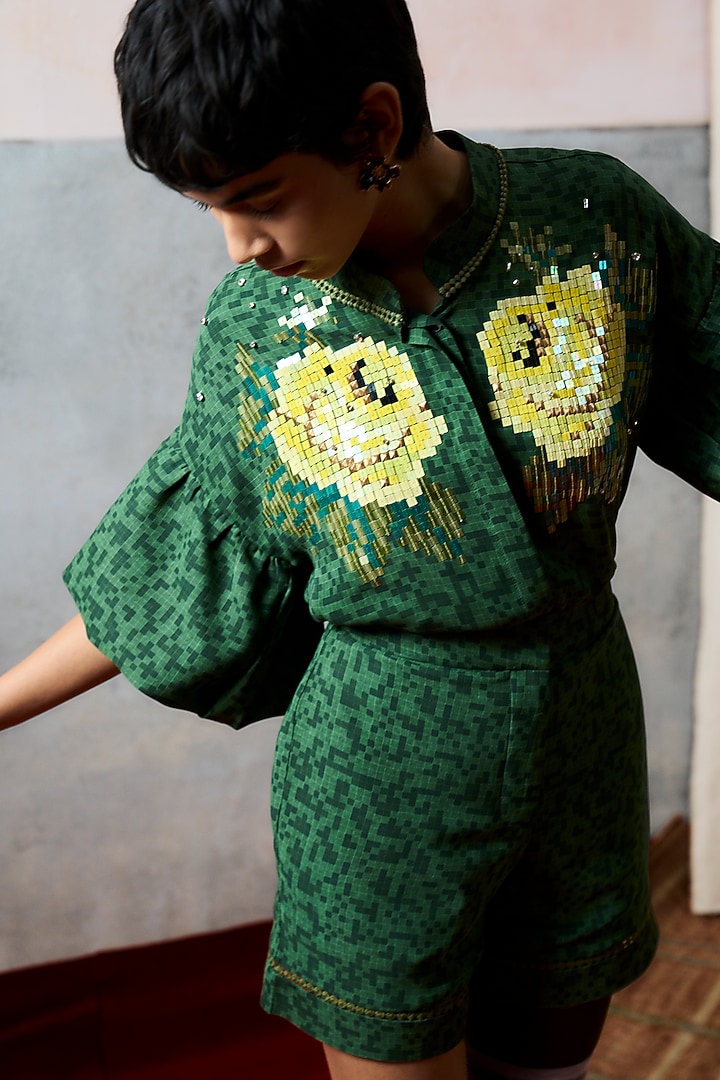Green Double Georgette Shorts by POOJA RAJGARHIA GUPTA at Pernia's Pop Up Shop