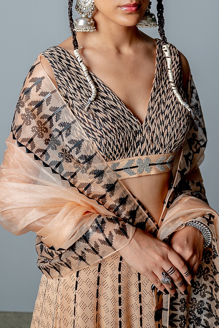 Nude Georgette & Organza Hand-Embroidered Wedding Lehenga Set by POOJA RAJGARHIA GUPTA at Pernia's Pop Up Shop