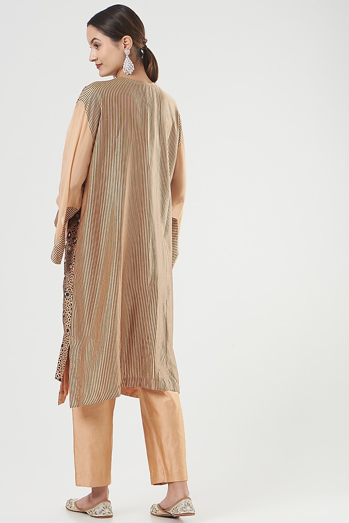 Nude Hand Embroidered & Printed Kurta Set by POOJA RAJGARHIA GUPTA at Pernia's Pop Up Shop