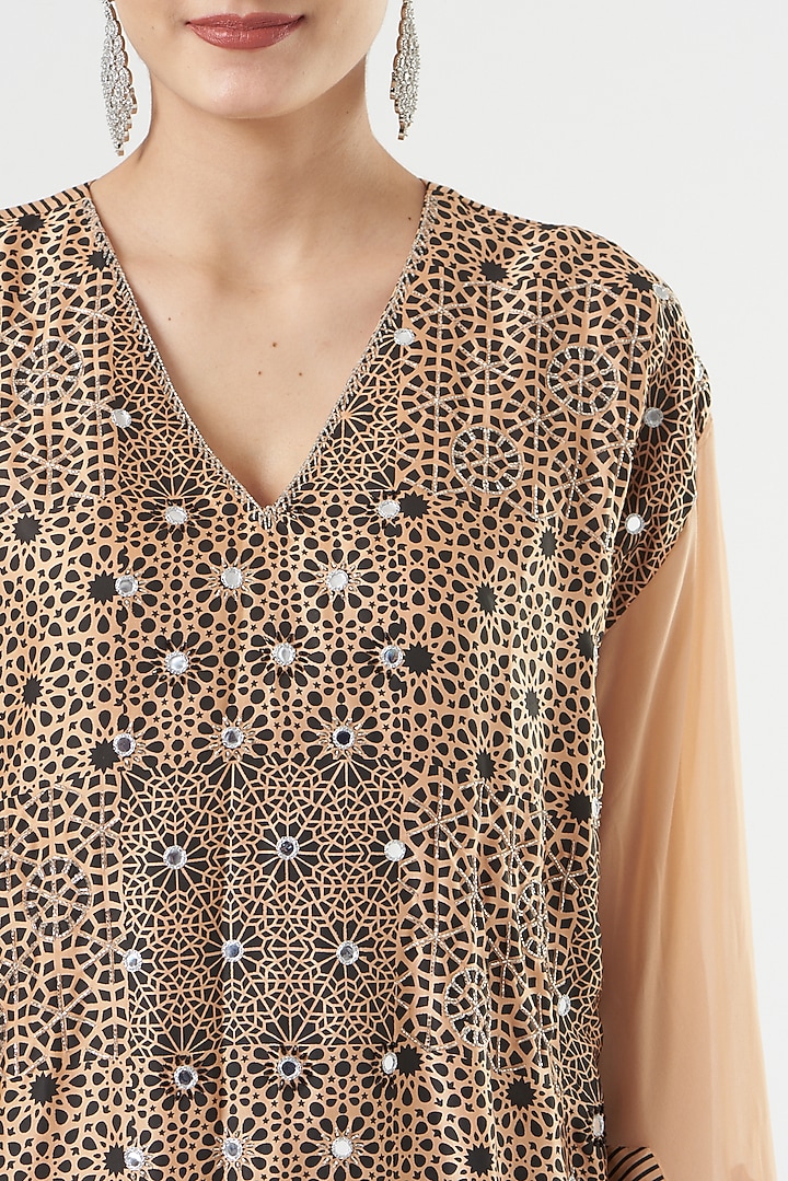 Nude Hand Embroidered & Printed Kurta Set by POOJA RAJGARHIA GUPTA at Pernia's Pop Up Shop