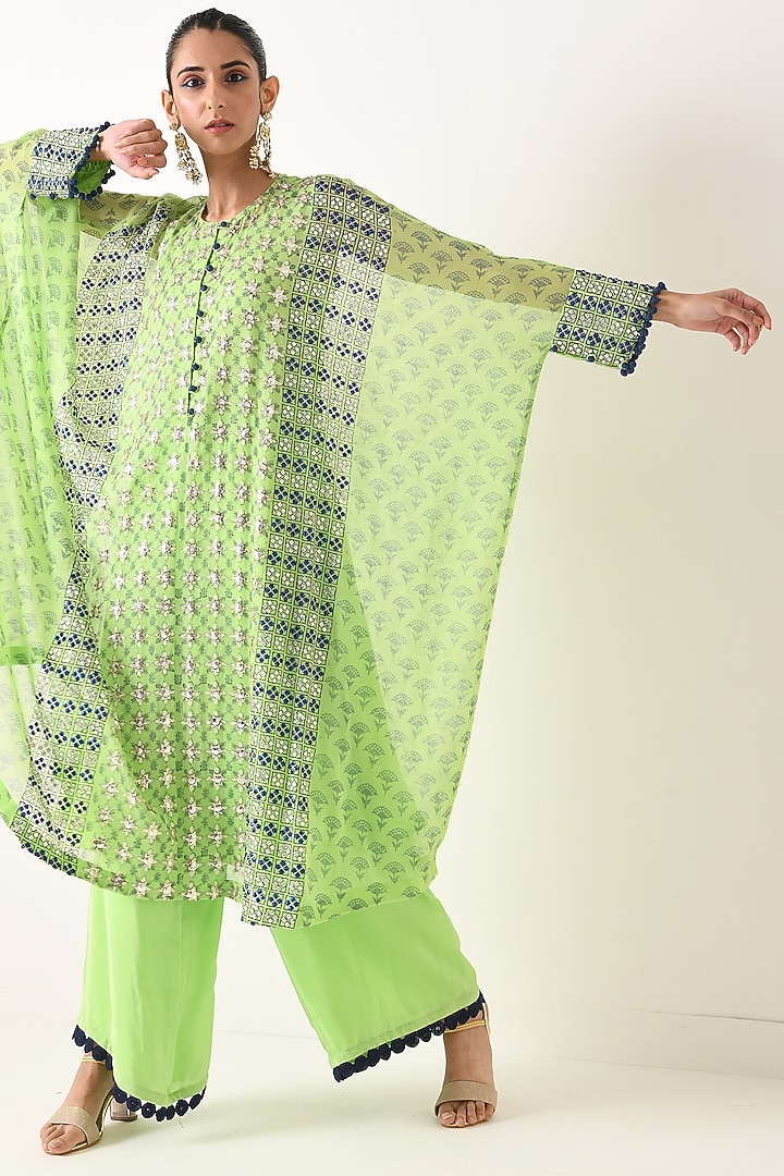 Mint Green Sequins Embroidered Kaftan Set by POOJA RAJGARHIA GUPTA at Pernia's Pop Up Shop