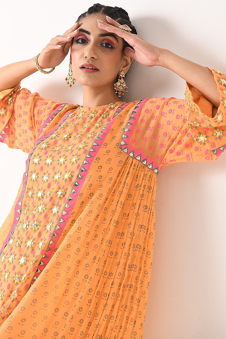 Sorbet Orange Printed Choga Kurta Set by POOJA RAJGARHIA GUPTA at Pernia's Pop Up Shop
