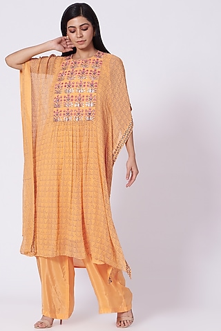 Apricot Orange Hand Embroidered Kaftan Set by POOJA RAJGARHIA GUPTA
