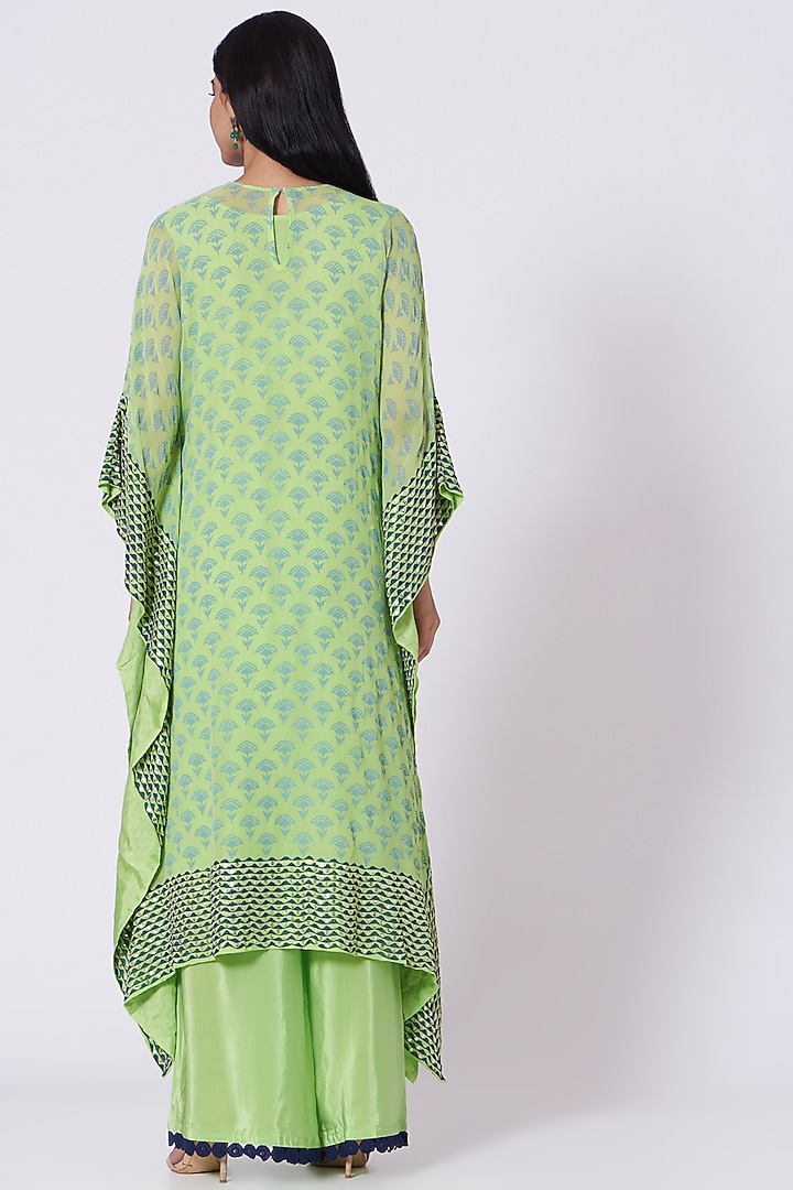 Green Sequins Embroidered Kaftan Set by POOJA RAJGARHIA GUPTA at Pernia's Pop Up Shop