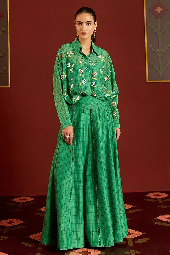 Green Chanderi Floral Sequin Kimono Top by POOJA RAJGARHIA GUPTA at Pernia's Pop Up Shop