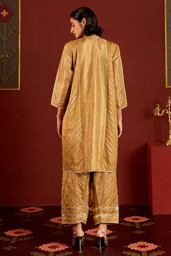 Gold Satin Floral Sequin Kurta Set by POOJA RAJGARHIA GUPTA at Pernia's Pop Up Shop