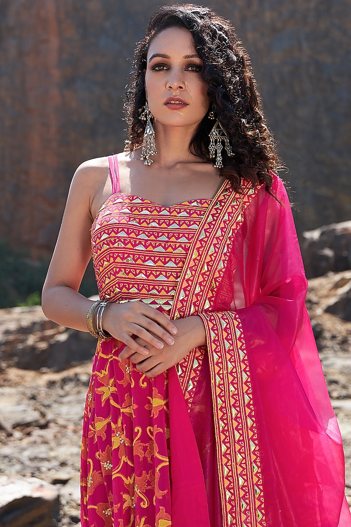 Hot Pink Hand Embroidered Wedding Anarkali Set by POOJA RAJGARHIA GUPTA at Pernia's Pop Up Shop