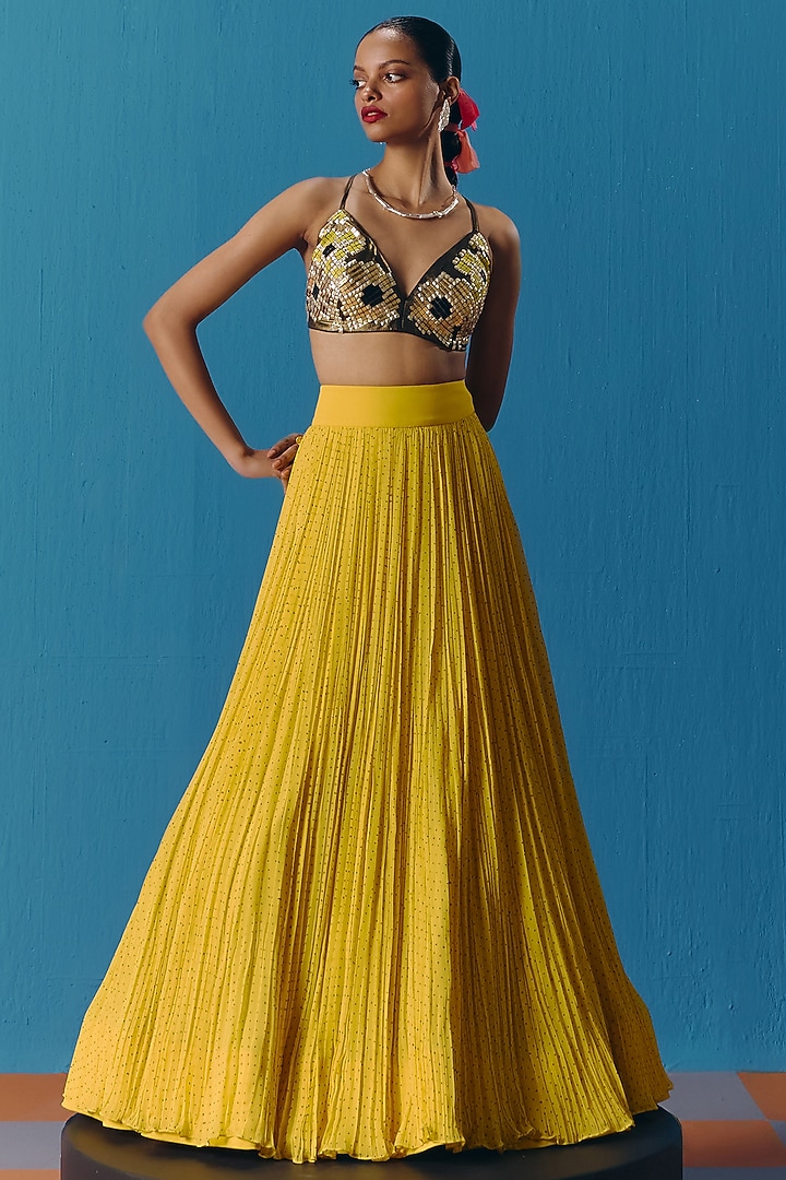 Yellow Georgette Wedding Lehenga Set by POOJA RAJGARHIA GUPTA at Pernia's Pop Up Shop