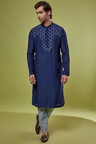 Navy Blue Roman Silk & Katan Silk Embroidered Kurta Set by PRIYANKA HARALALKA