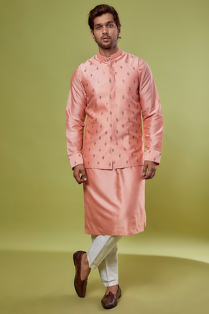 Pink Banarasi Silk & Katan Silk Embroidered Bundi Jacket With Kurta Set by PRIYANKA HARALALKA