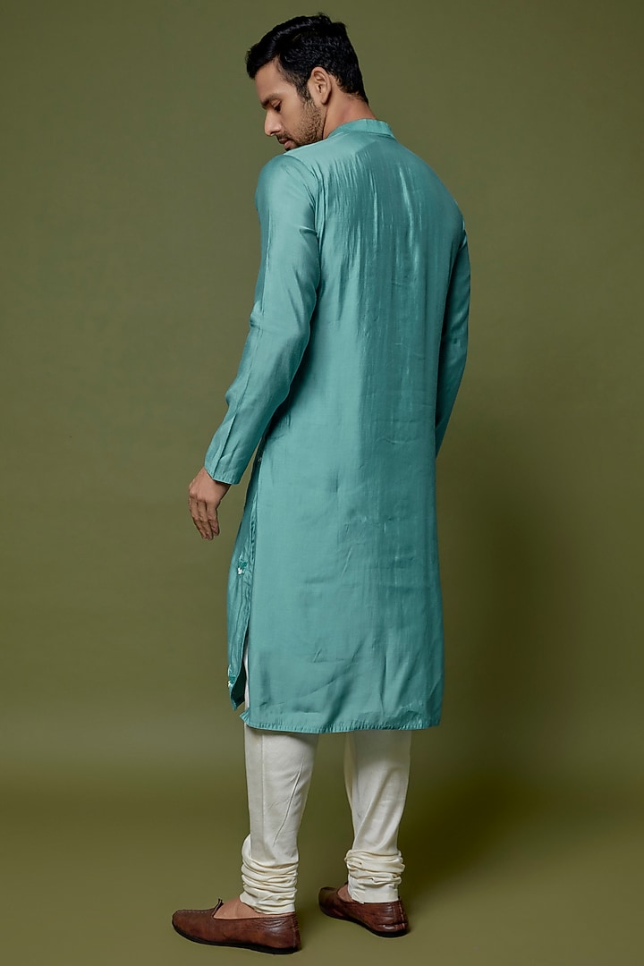 Blue Silk Hand Embroidered Kurta Set by PRIYANKA HARALALKA at Pernia's Pop Up Shop