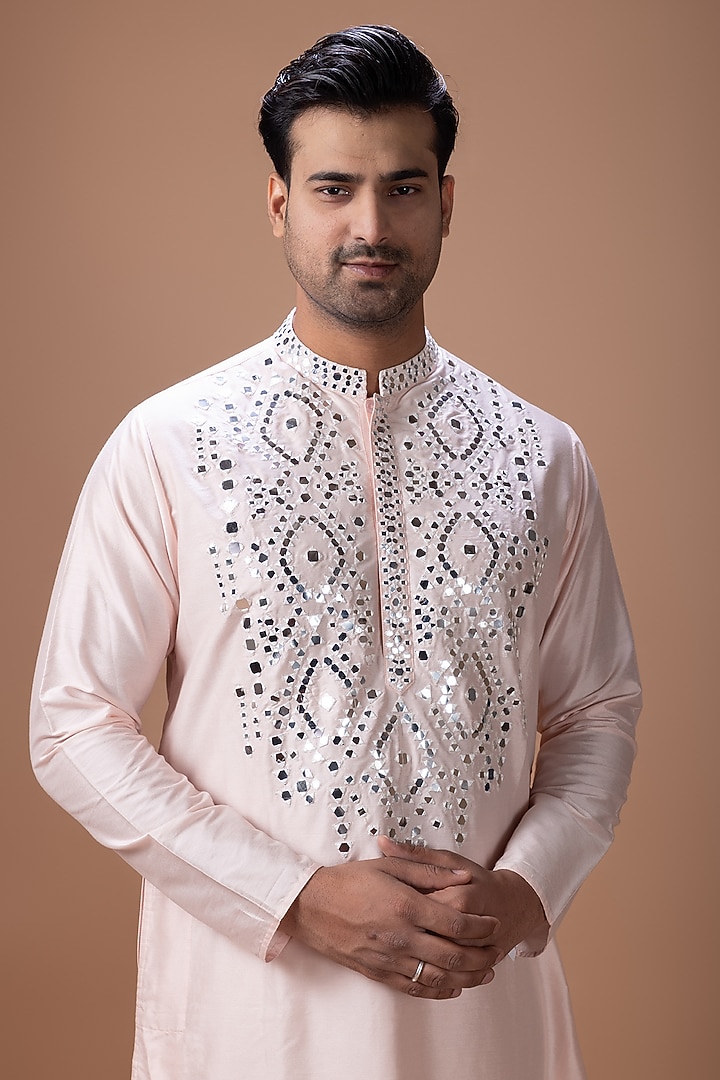 Powder Pink Cotton Silk Mirror Embellished Kurta Set by PRIYANKA HARALALKA at Pernia's Pop Up Shop
