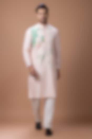 Powder Pink Cotton Silk Hand Embroidered Kurta Set by PRIYANKA HARALALKA at Pernia's Pop Up Shop