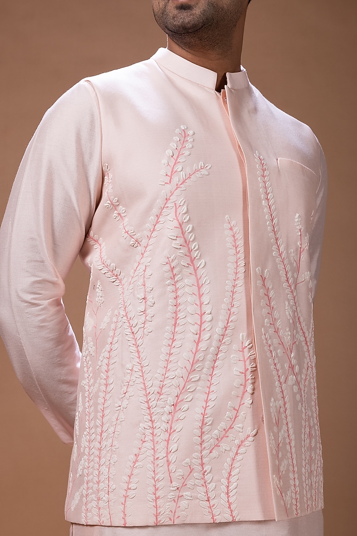 Powder Pink Cotton Silk Handpainted Bundi Jacket Set by PRIYANKA HARALALKA at Pernia's Pop Up Shop