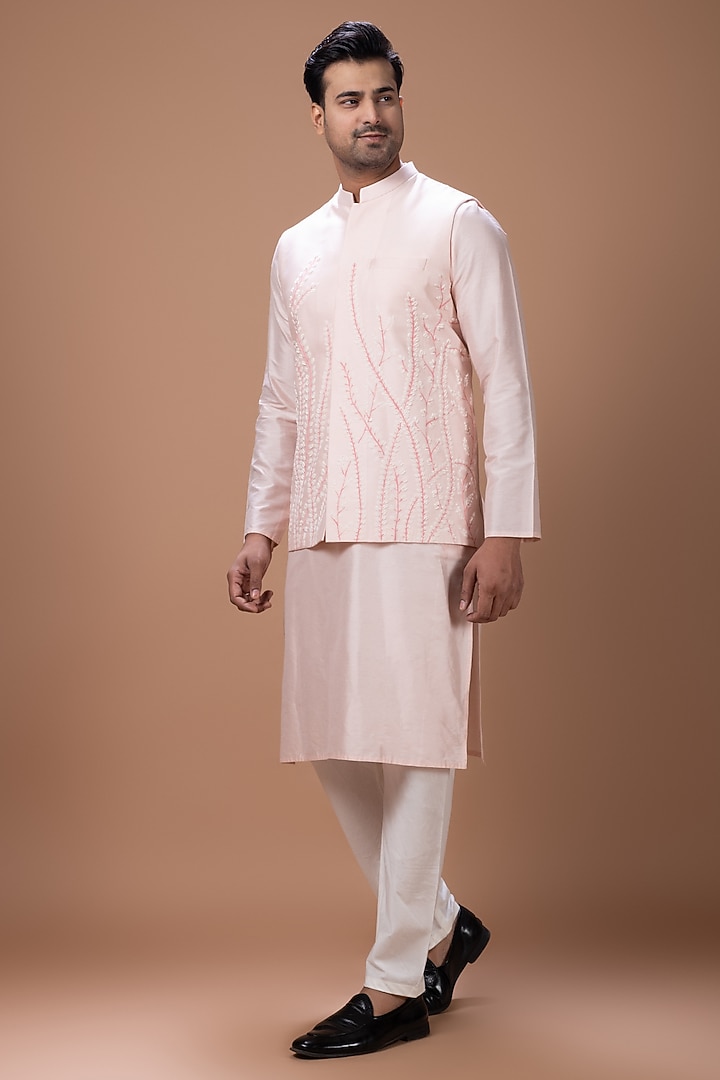 Powder Pink Cotton Silk Handpainted Bundi Jacket Set by PRIYANKA HARALALKA at Pernia's Pop Up Shop
