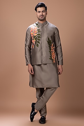 Metallic Fawn Cotton Silk Handpainted Bundi Jacket Set by PRIYANKA HARALALKA