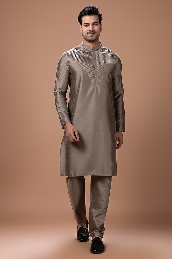 Metallic Fawn Cotton Silk Embroidered Kurta Set by PRIYANKA HARALALKA at Pernia's Pop Up Shop
