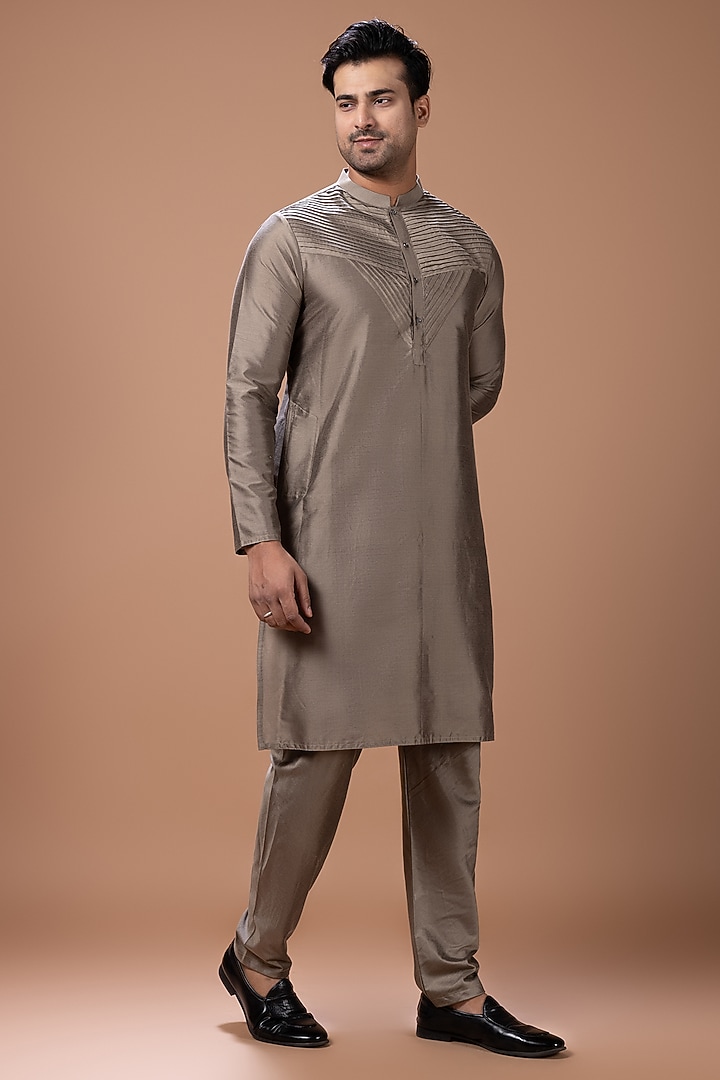 Metallic Fawn Cotton Silk Embroidered Kurta Set by PRIYANKA HARALALKA at Pernia's Pop Up Shop