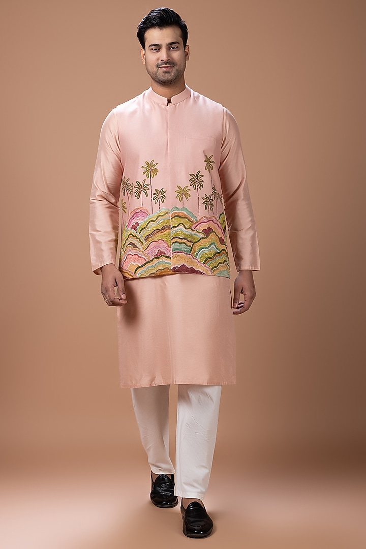 Onion Pink Cotton Silk Handpainted & Embroidered Bundi Jacket Set by PRIYANKA HARALALKA at Pernia's Pop Up Shop
