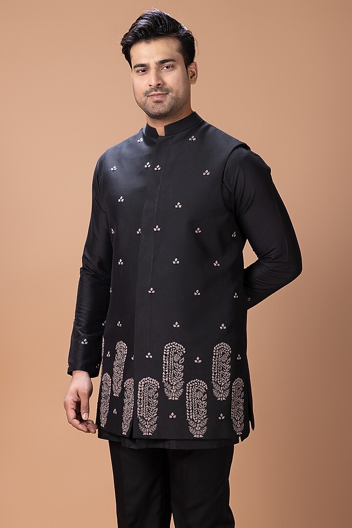 Black Cotton Silk Hand Embroidered Open Bundi Jacket Set by PRIYANKA HARALALKA at Pernia's Pop Up Shop