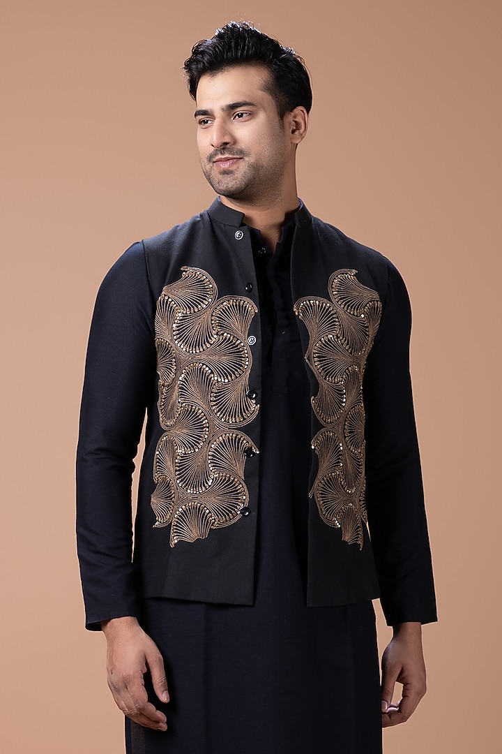 Black Cotton Silk Hand Embroidered Open Bundi Jacket Set by PRIYANKA HARALALKA at Pernia's Pop Up Shop
