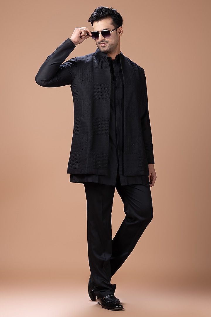 Black Cotton Silk Machine Embroidered Open Indowestern Set by PRIYANKA HARALALKA at Pernia's Pop Up Shop
