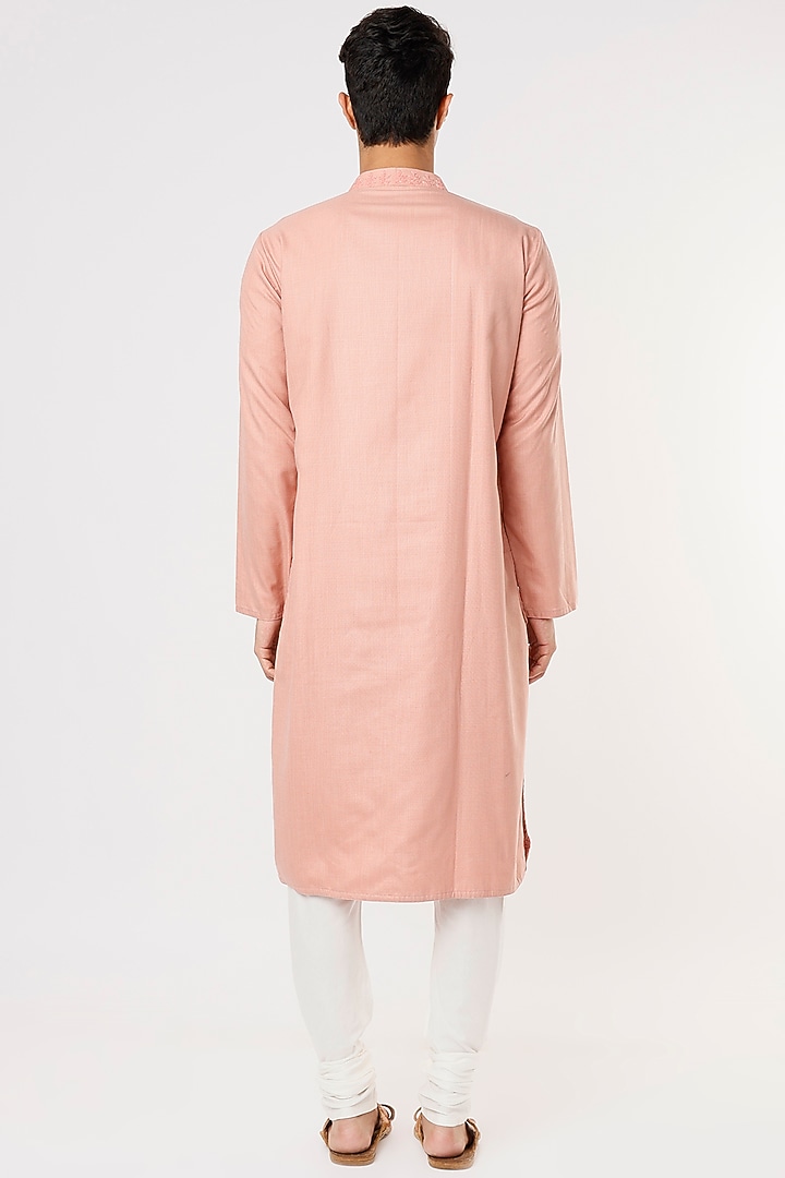 Peach Cotton Tussar Zari Embroidered Kurta Set by PRIYANKA HARALALKA at Pernia's Pop Up Shop
