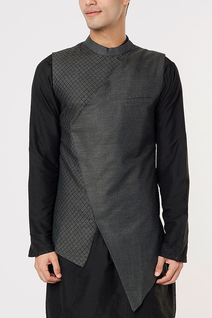 Black Cotton Khadi Kurta Set With Jacket by PRIYANKA HARALALKA at Pernia's Pop Up Shop