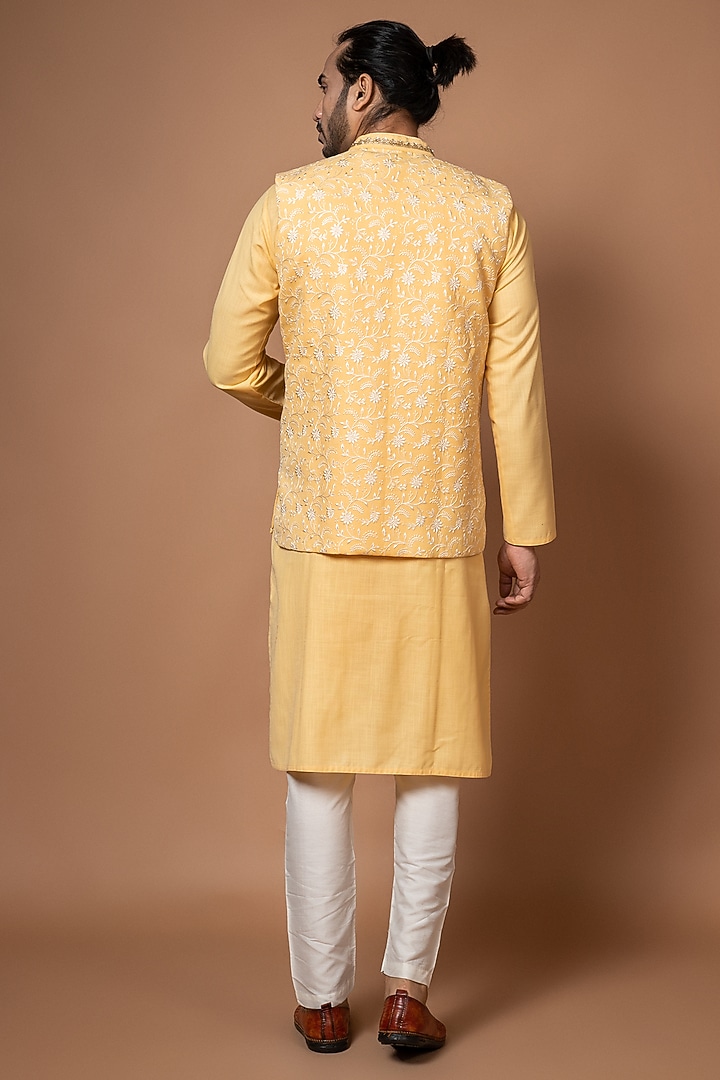 Lemon Yellow Ruby Silk & Cotton Silk Thread Machine Embroidered Bundi Jacket Set by PRIYANKA HARALALKA at Pernia's Pop Up Shop
