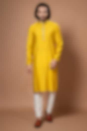 Mustard Yellow Roman Silk Applique Work Kurta Set by PRIYANKA HARALALKA at Pernia's Pop Up Shop