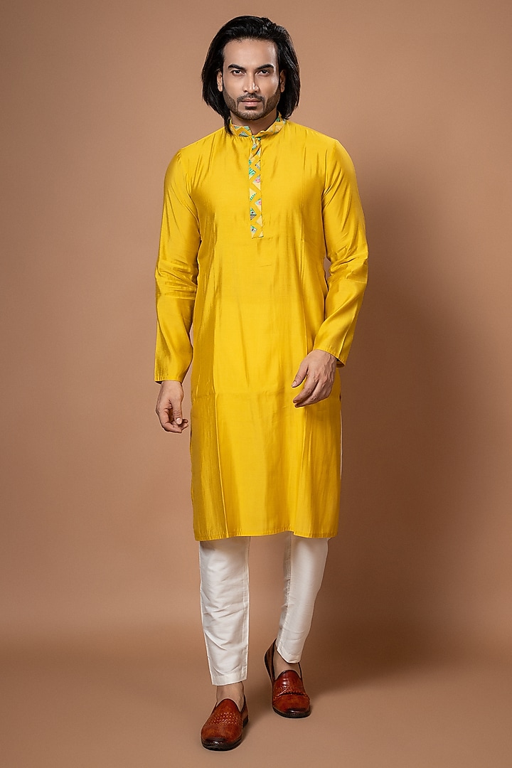 Mustard Yellow Roman Silk Applique Work Kurta Set by PRIYANKA HARALALKA at Pernia's Pop Up Shop