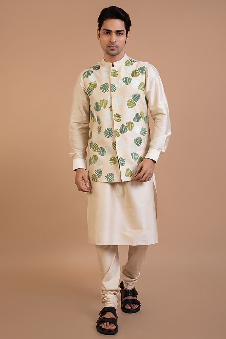 Beige Cotton Silk Machine Embroidered Bundi Jacket by PRIYANKA HARALALKA at Pernia's Pop Up Shop