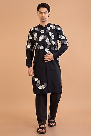 Black Cotton Silk Machine Embroidered Kurta Set by PRIYANKA HARALALKA