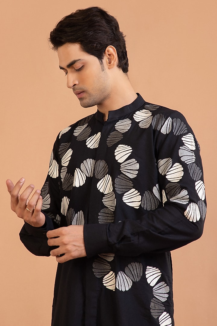 Black Cotton Silk Machine Embroidered Kurta Set by PRIYANKA HARALALKA at Pernia's Pop Up Shop