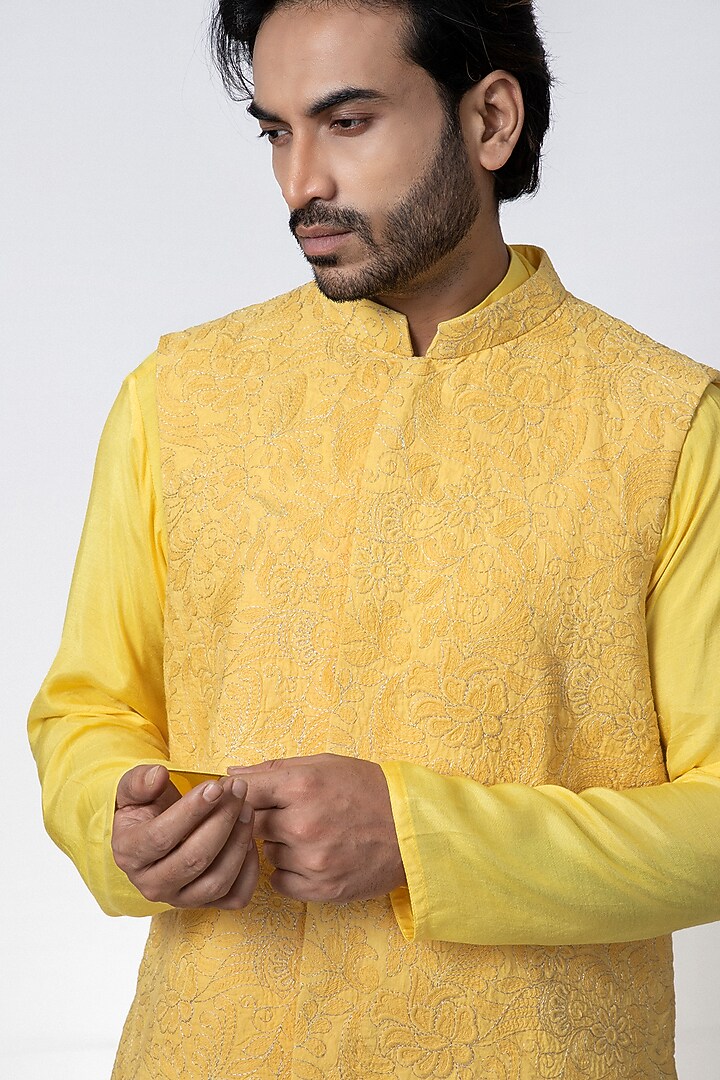 Yellow Cotton Silk Machine Embroidered Nehru Jacket by PRIYANKA HARALALKA at Pernia's Pop Up Shop